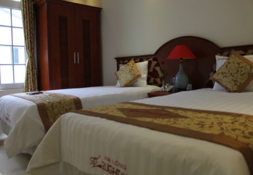 Khách sạn ánh Sao Hạ Long