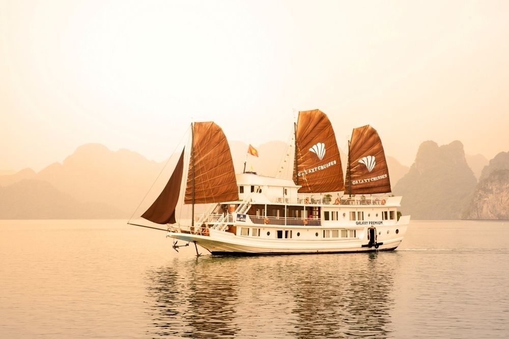  Lapinta Boutique Cruises Ha Long