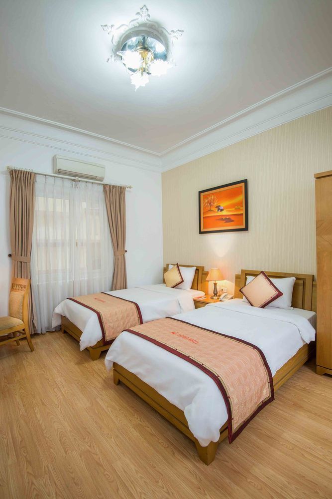 Hotel Cherry 2