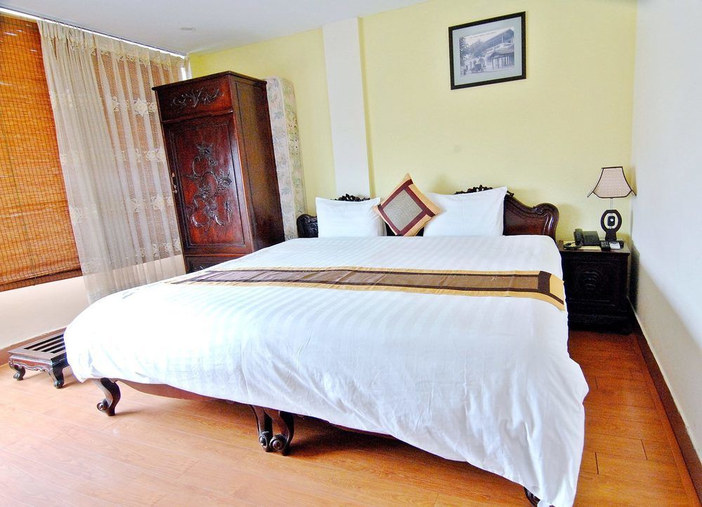 Hotel Lotus