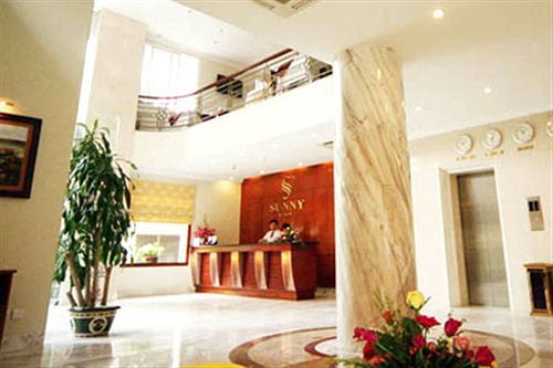 Sunny 1 Khách sạn 3*