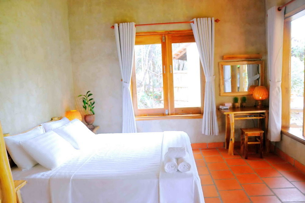 Valley Village Phu Quoc 3*