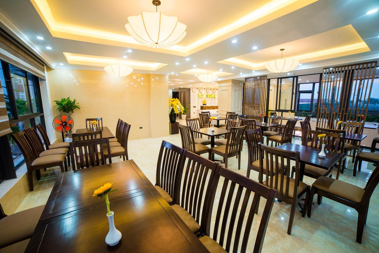 Grand Sea View Hotel 2*