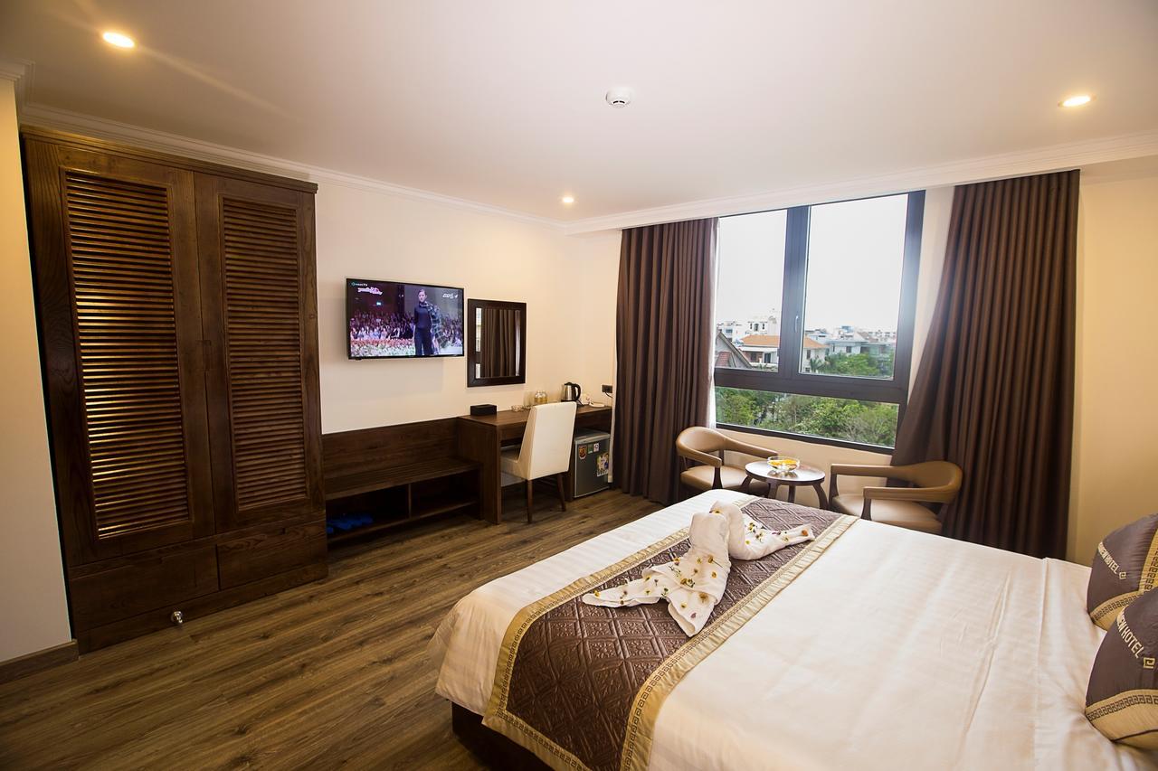 Grand Sea View 2*