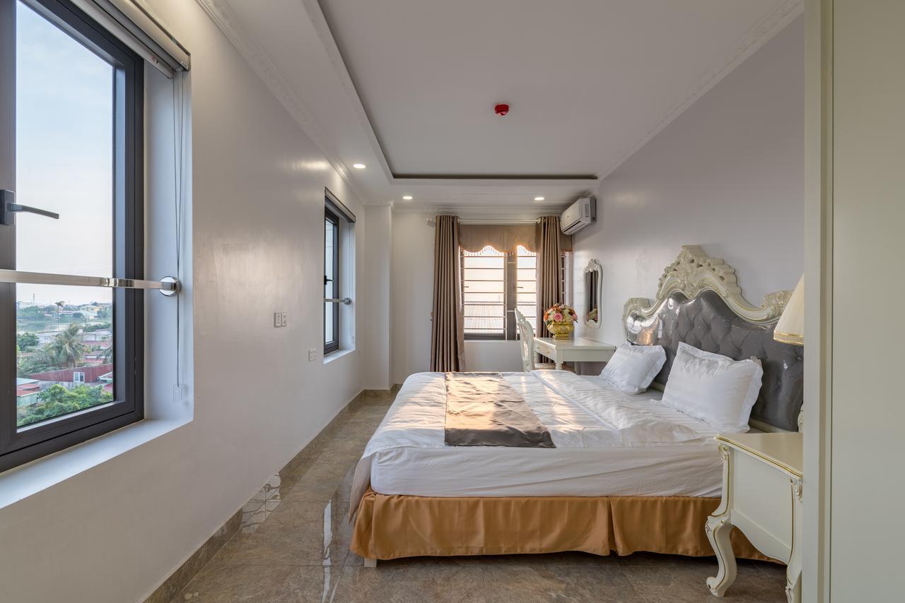 Tan An Palace 3*