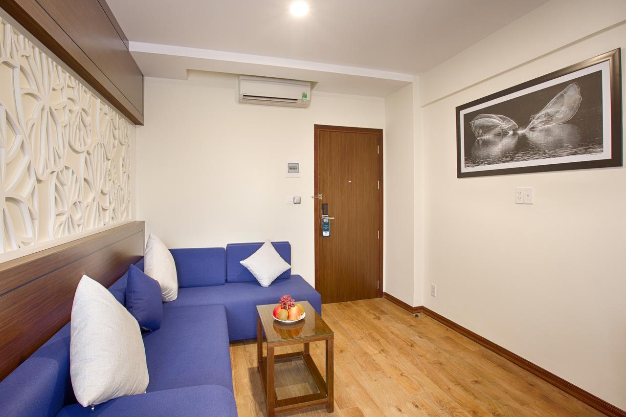 & Hotel