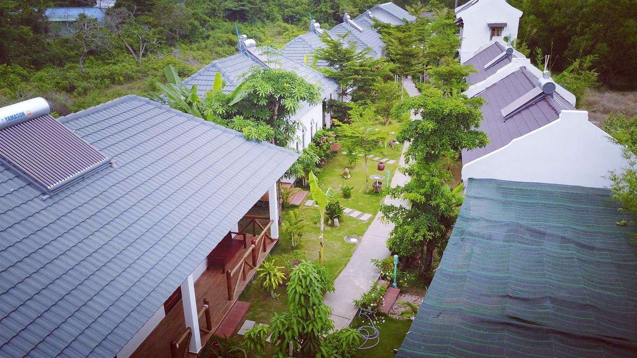 Resort White Lotus 3*