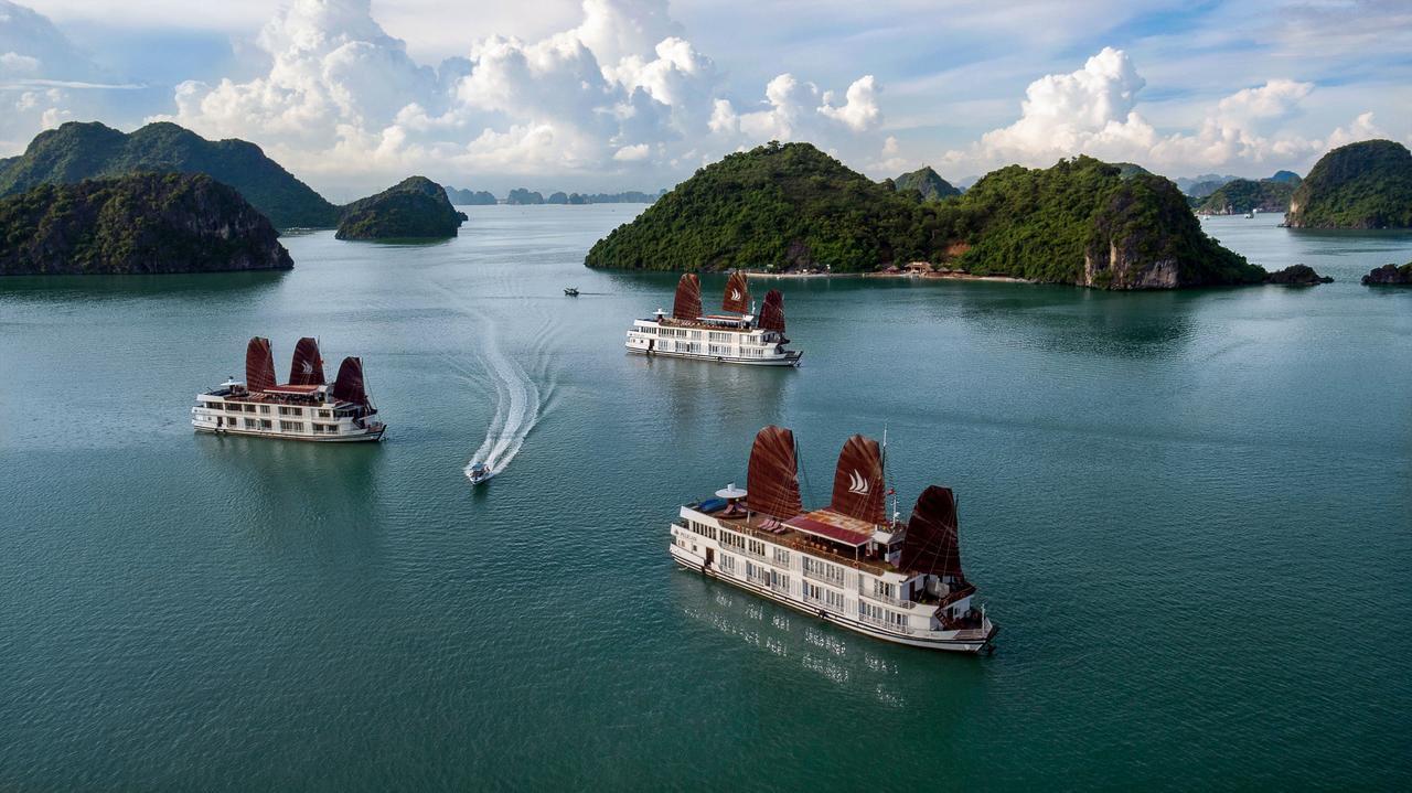 Halong Glory Legend Cruise 4* Hạ Long