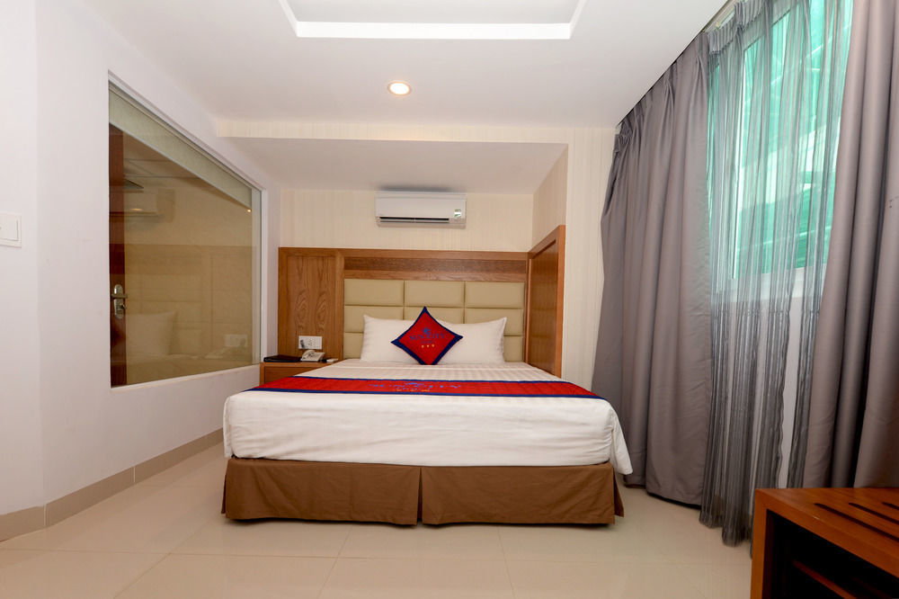 Sun Hotel