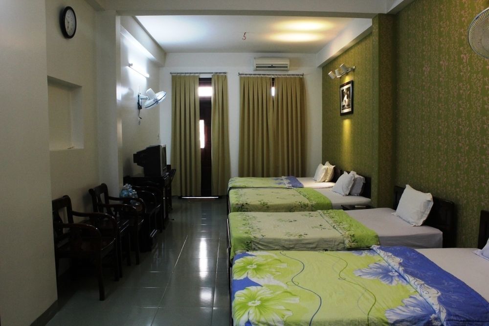 Bao Long Hotel *