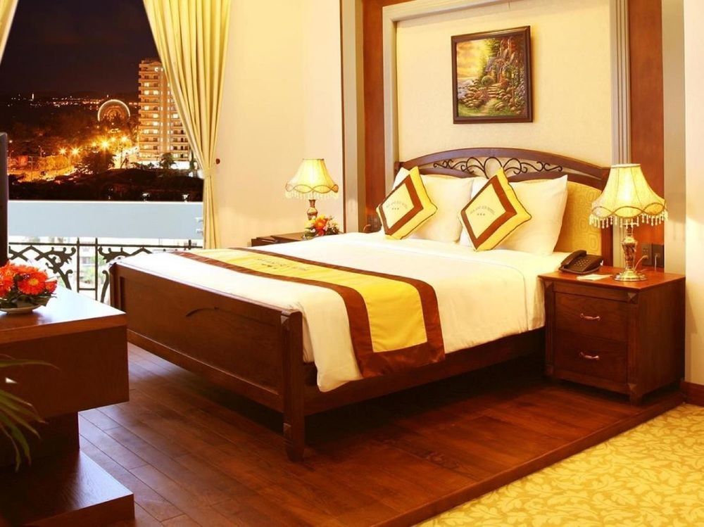 Rembrandt Hotel 3*