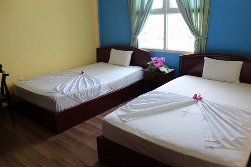 Nha Trang Beach Hotel 3*