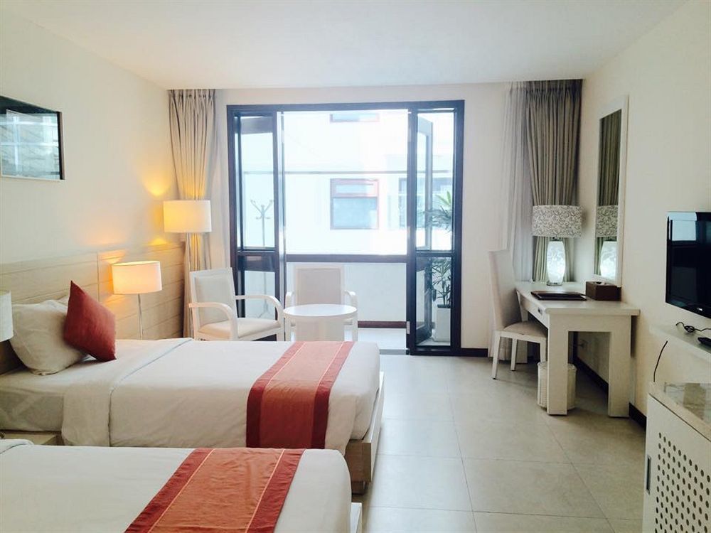 Hotel Nhi Phi 3*