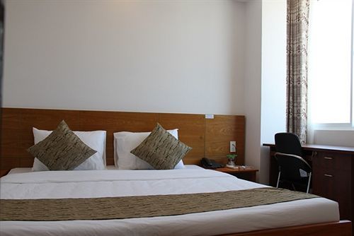 Modern Sky Hotel 3*