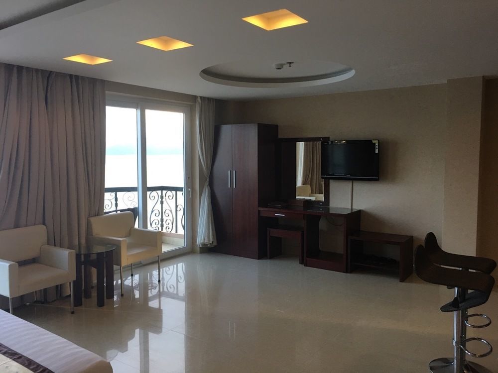Fairy Bay 3*