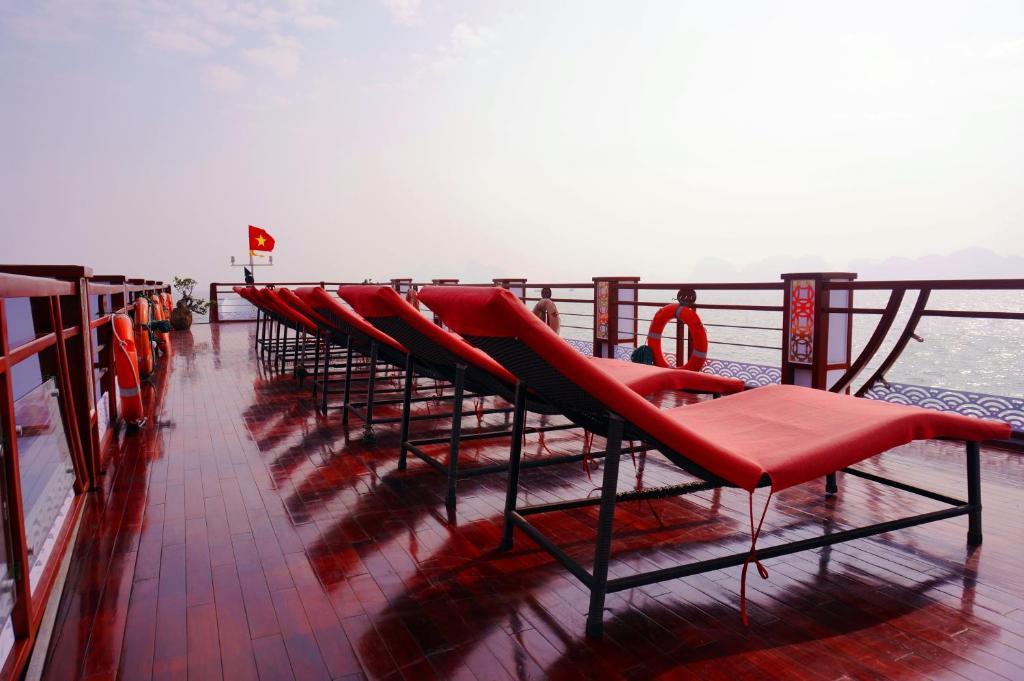 Oriental Sails Cruise 3* Ha Long