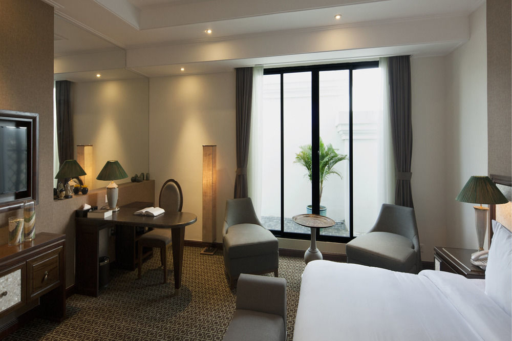 Hidden Charm & Hotel Ninh Binh