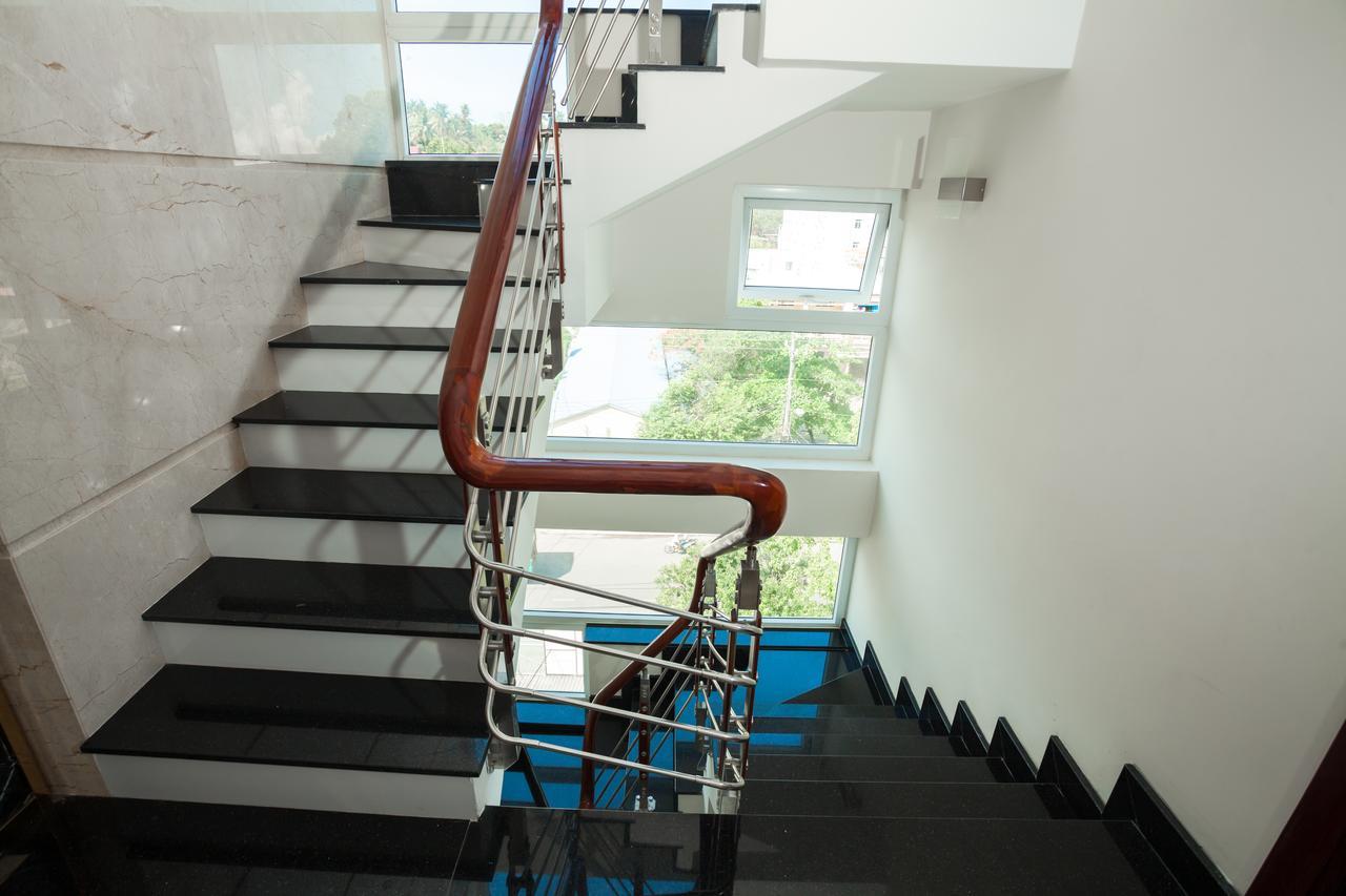 Blue Sky Hotel 2*
