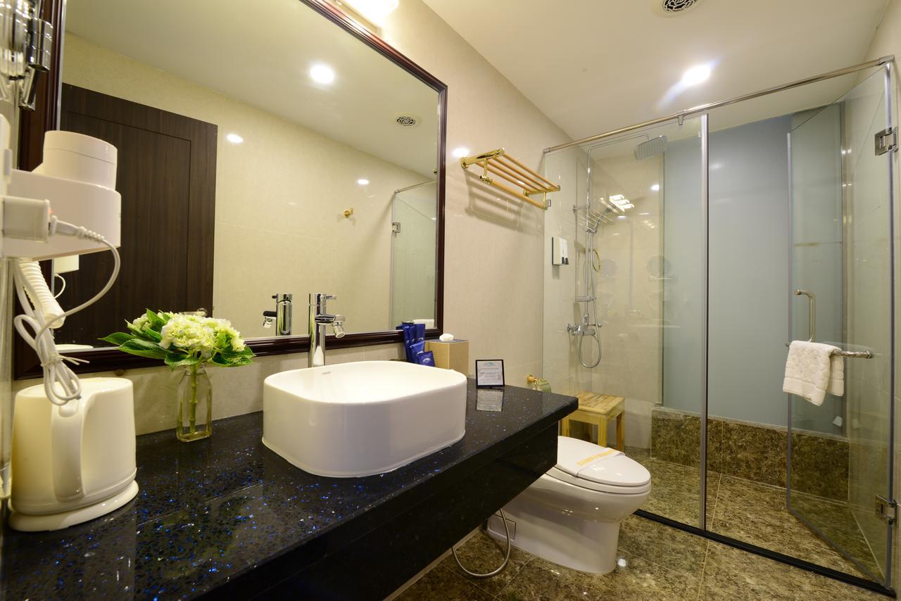 Hotel Emerald Waters & Hanoi