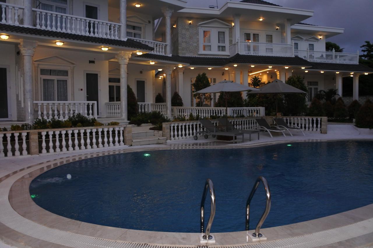 Hotel Godiva 3*