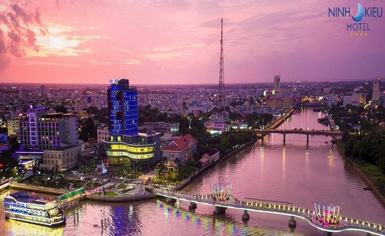 Ninh Kieu Riverside