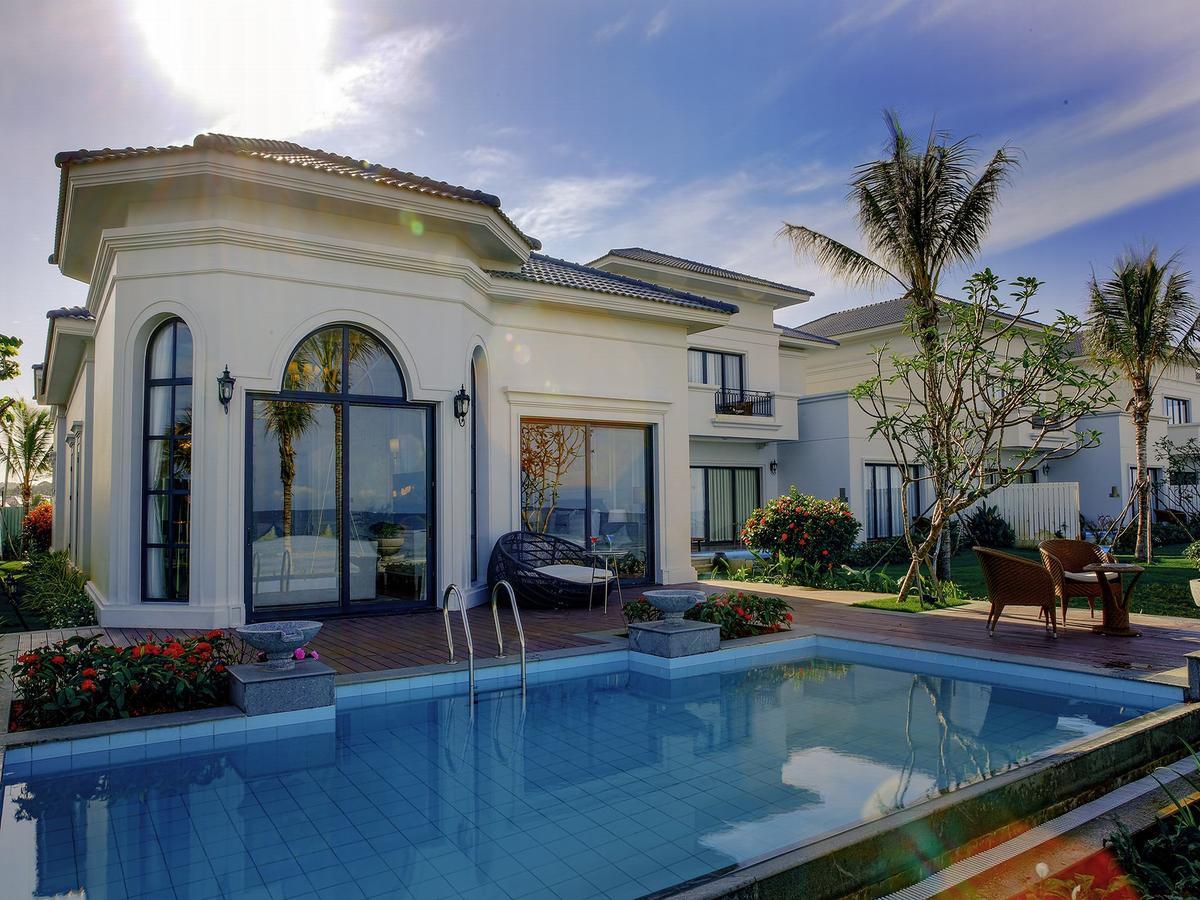 Melia Vinpearl Cua Hoi Beach Resort 5* Cua Lo
