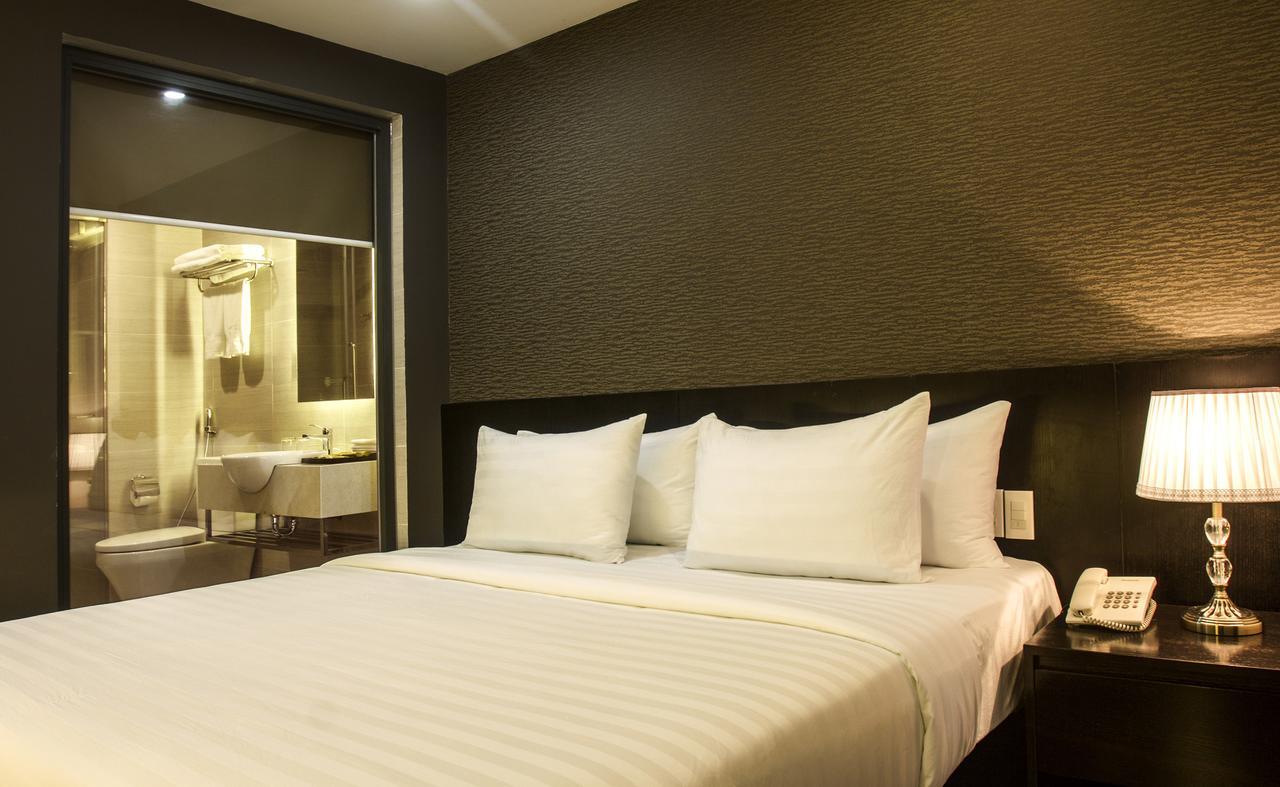Hotel Golden 3*