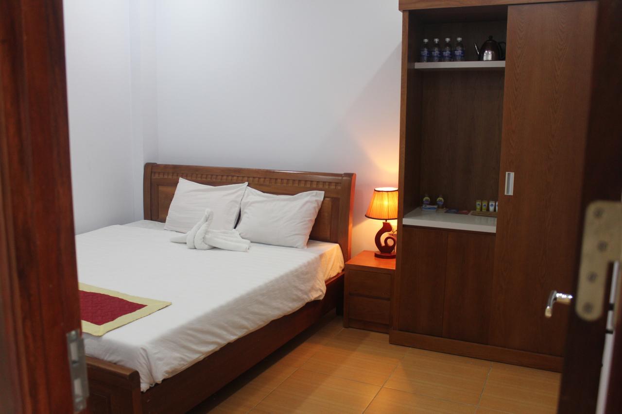 Phan Hotel *