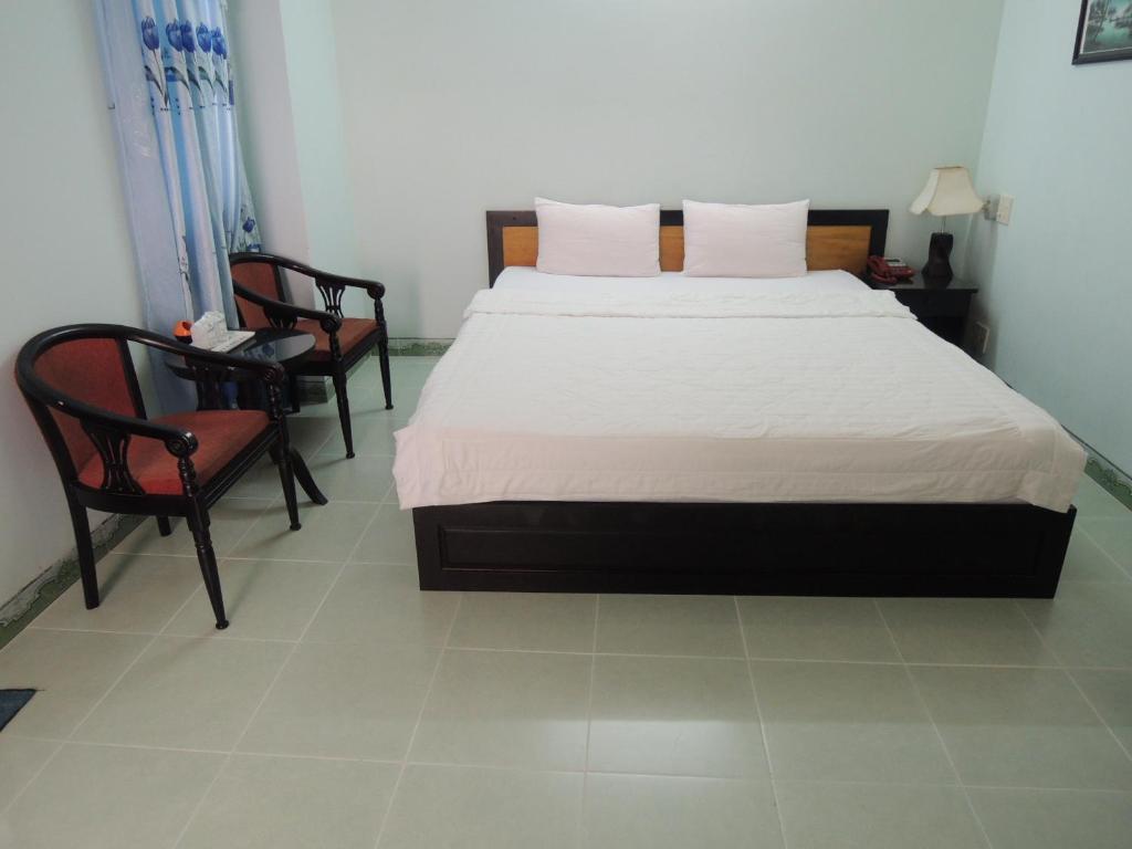 Hotel Four Seasons House 2*