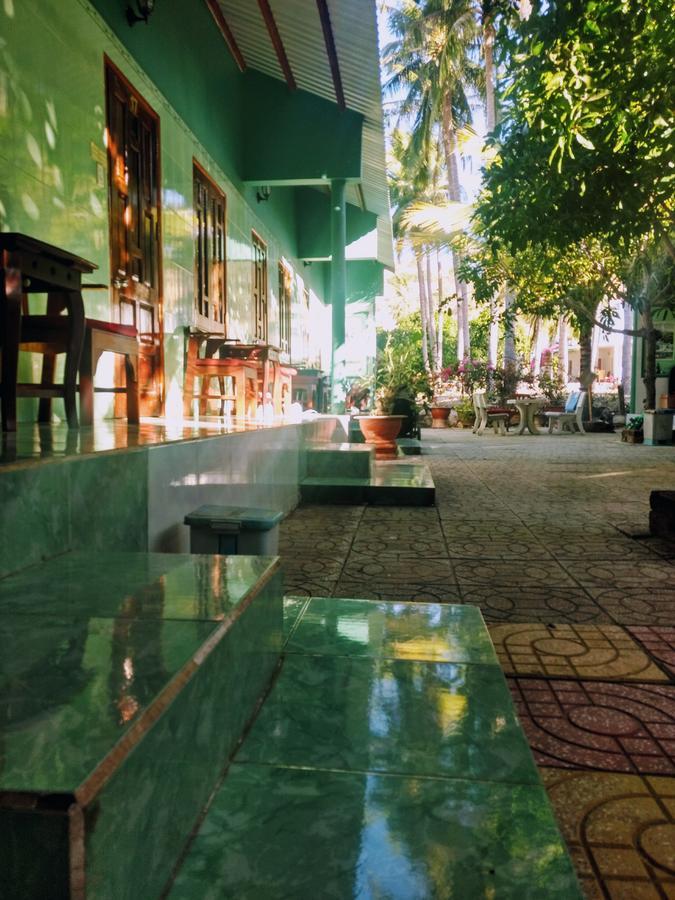 Anh Linh Guest house *