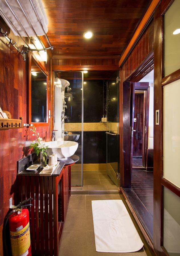 Du Thuyền Paloma Cruise  4*