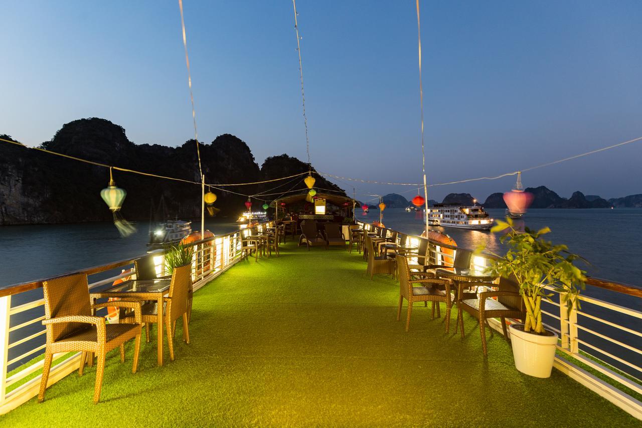 Du Thuyền Paloma Cruise 4* Hạ Long