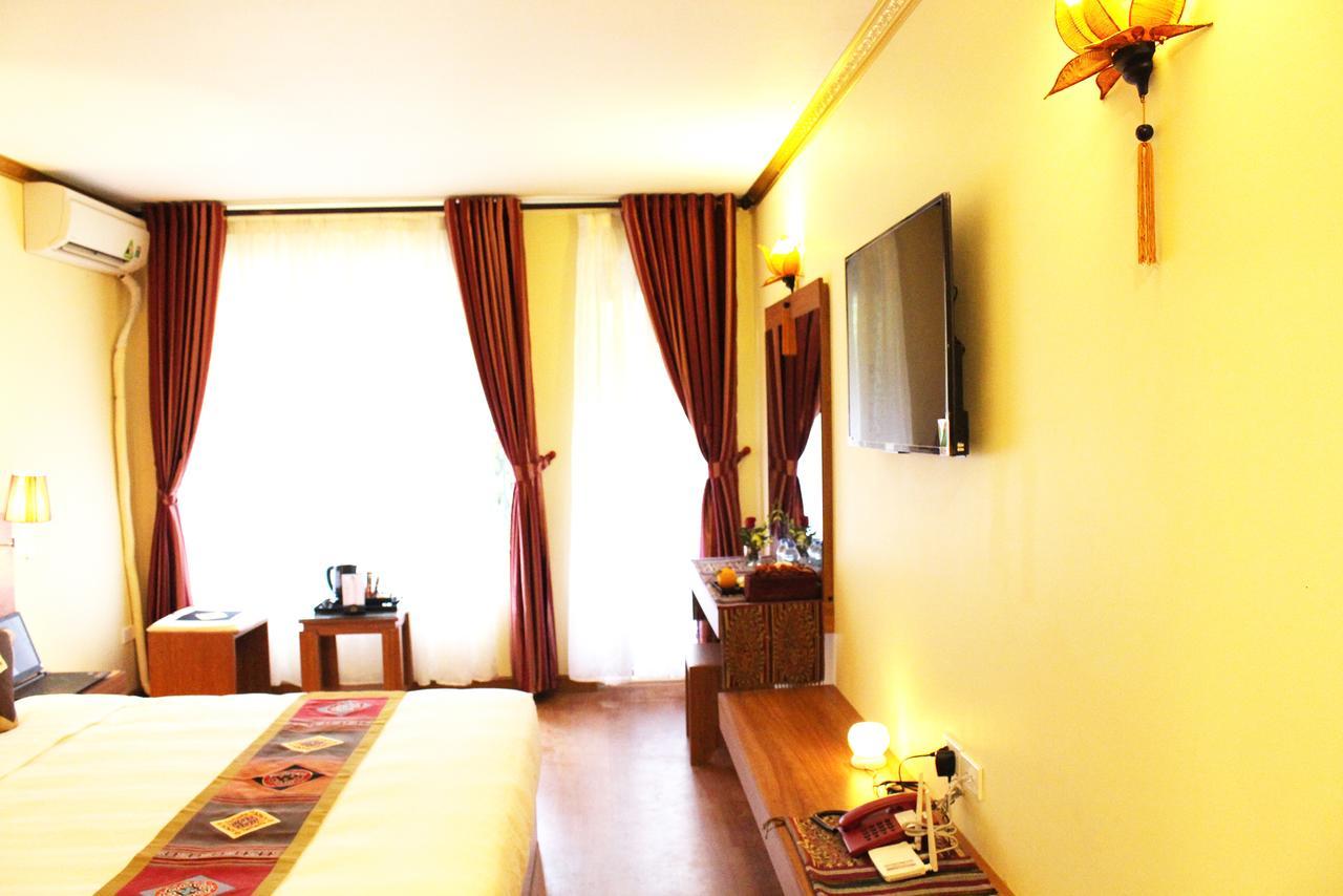 Dragon Hotel