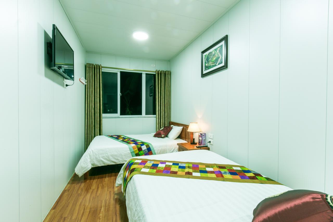 Center View Hotel *