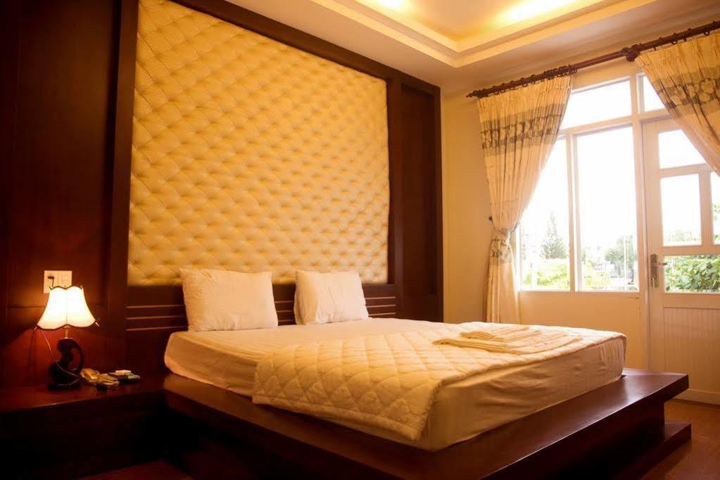 Hoa Dao 2* Nha Trang