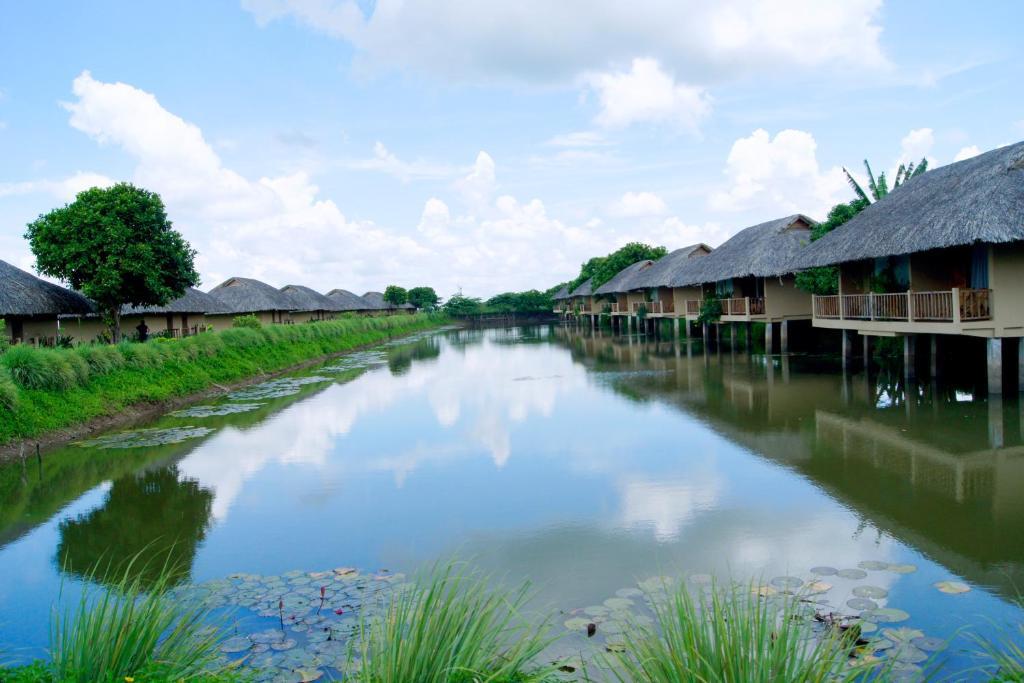 Mekong Riverside Boutique & Cái Bè