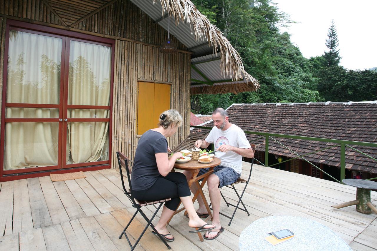 Hill & Tour Hostel *