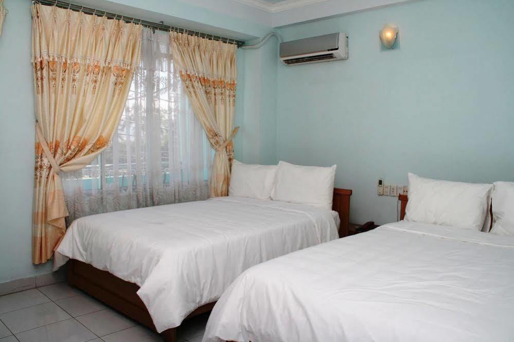 Hotel Quang Vinh 2*
