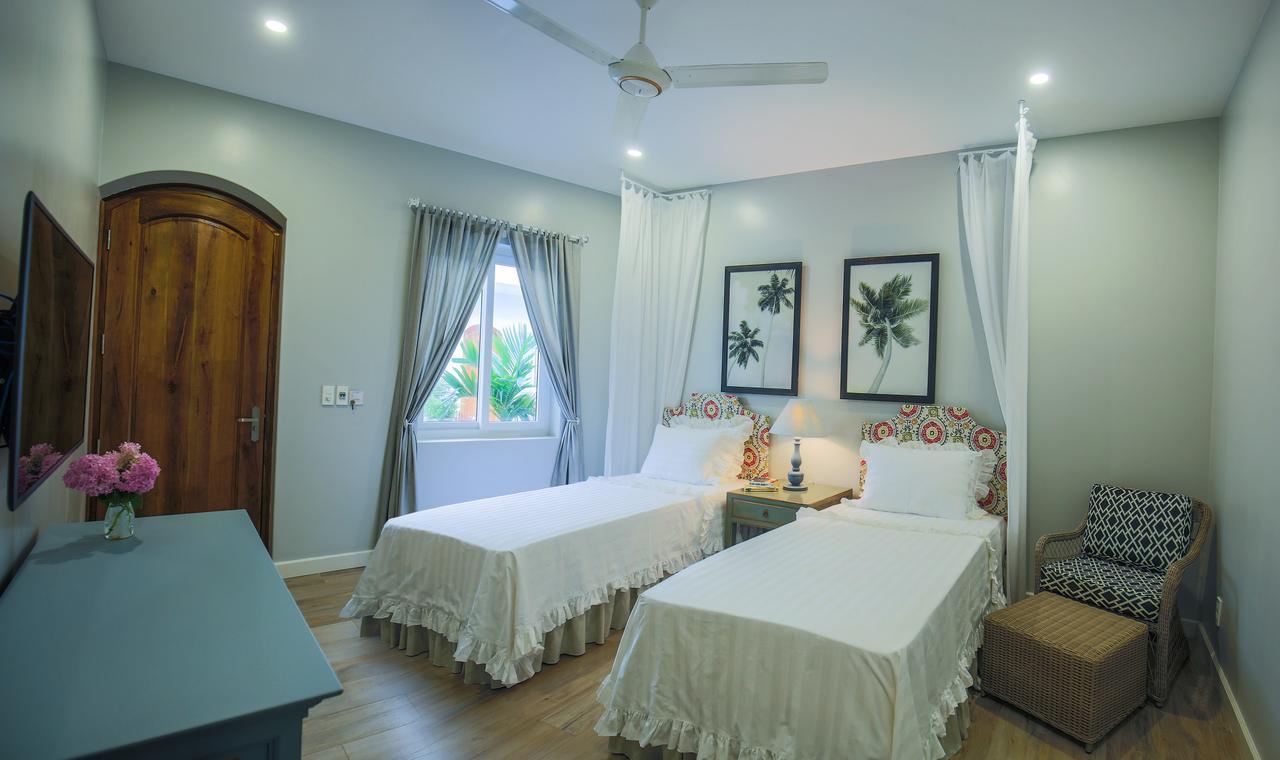Resort Serenity By The Sea
