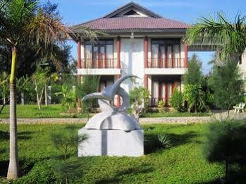Aniise Hotel