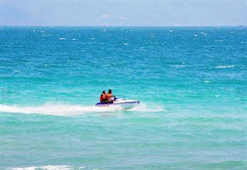 White Doclet & Nha Trang