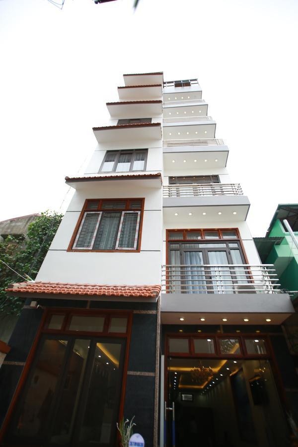 Family Airport Hotel 3*