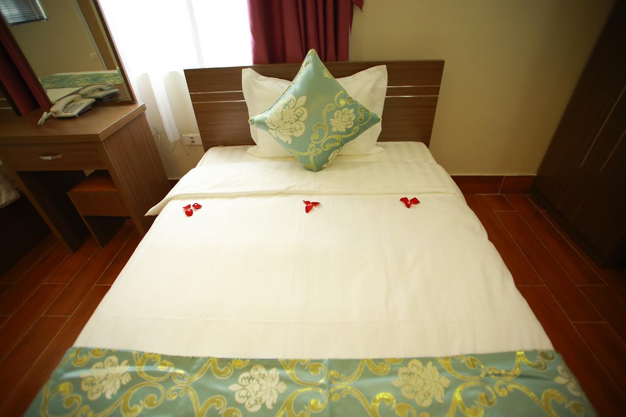 Family Airport Hotel