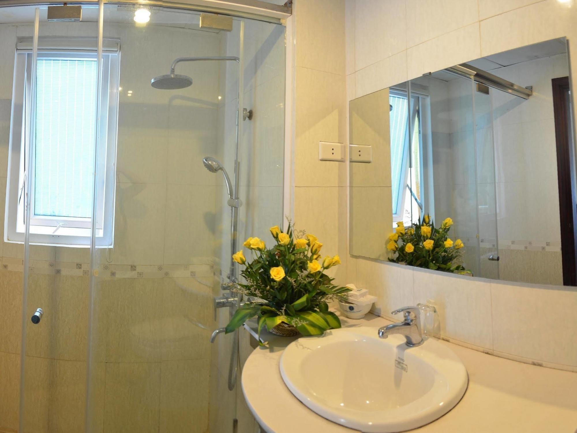 Cát Bà Palace Nhà trọ Dong Khe Sau