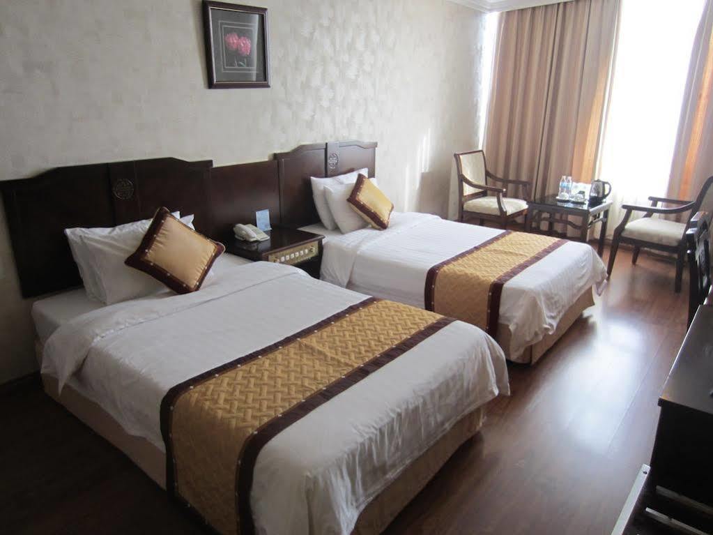 Halong Pearl 4* Hạ Long