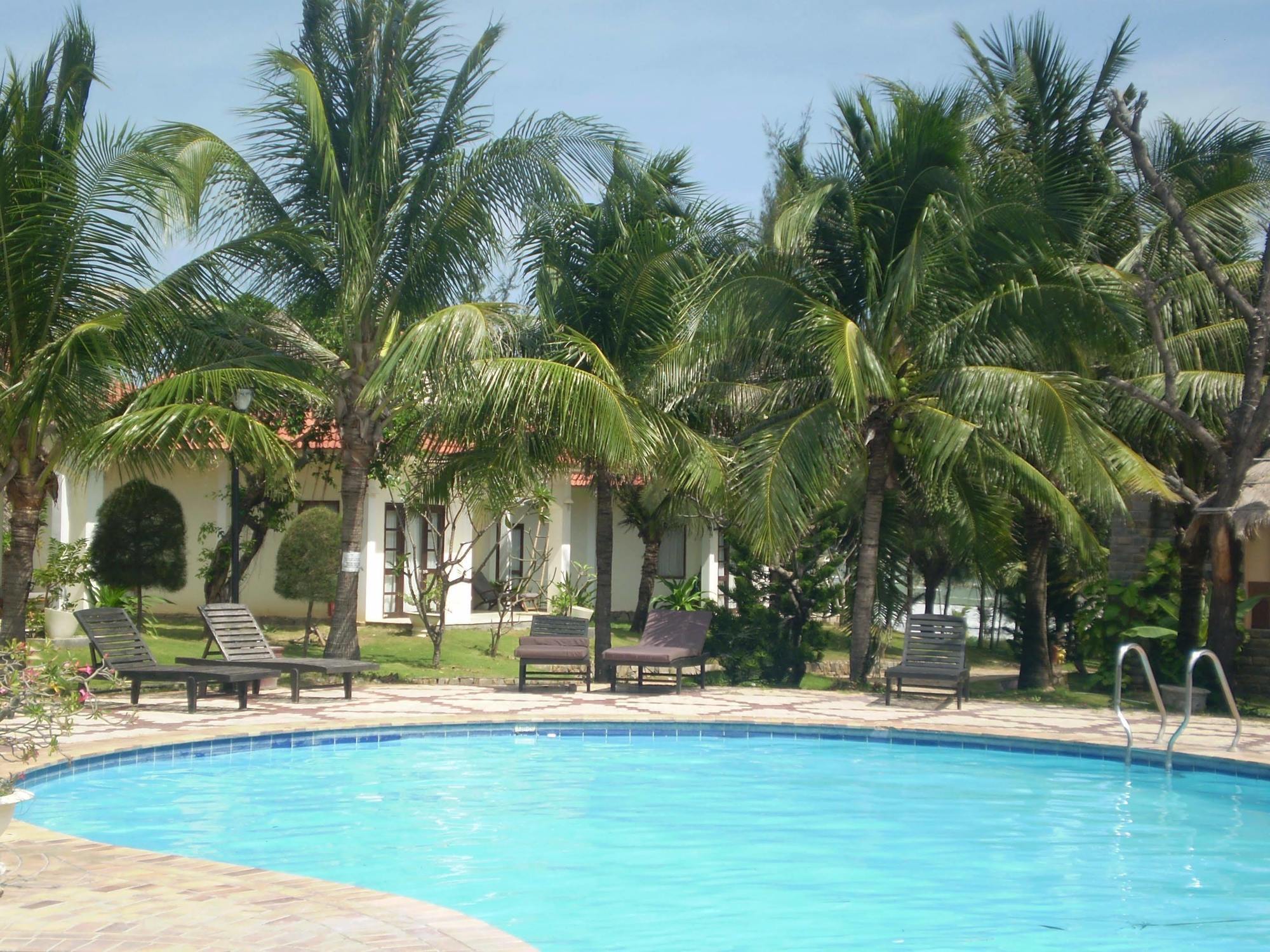 Malibu Khu nghỉ mát 2*