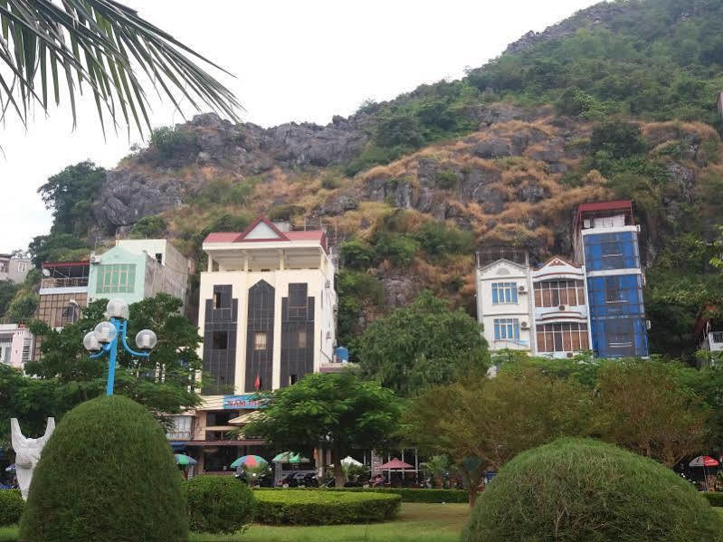 Nam Phương Khách sạn Dong Khe Sau