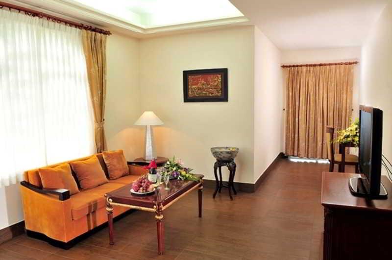 Royal Halong Hotel 4*