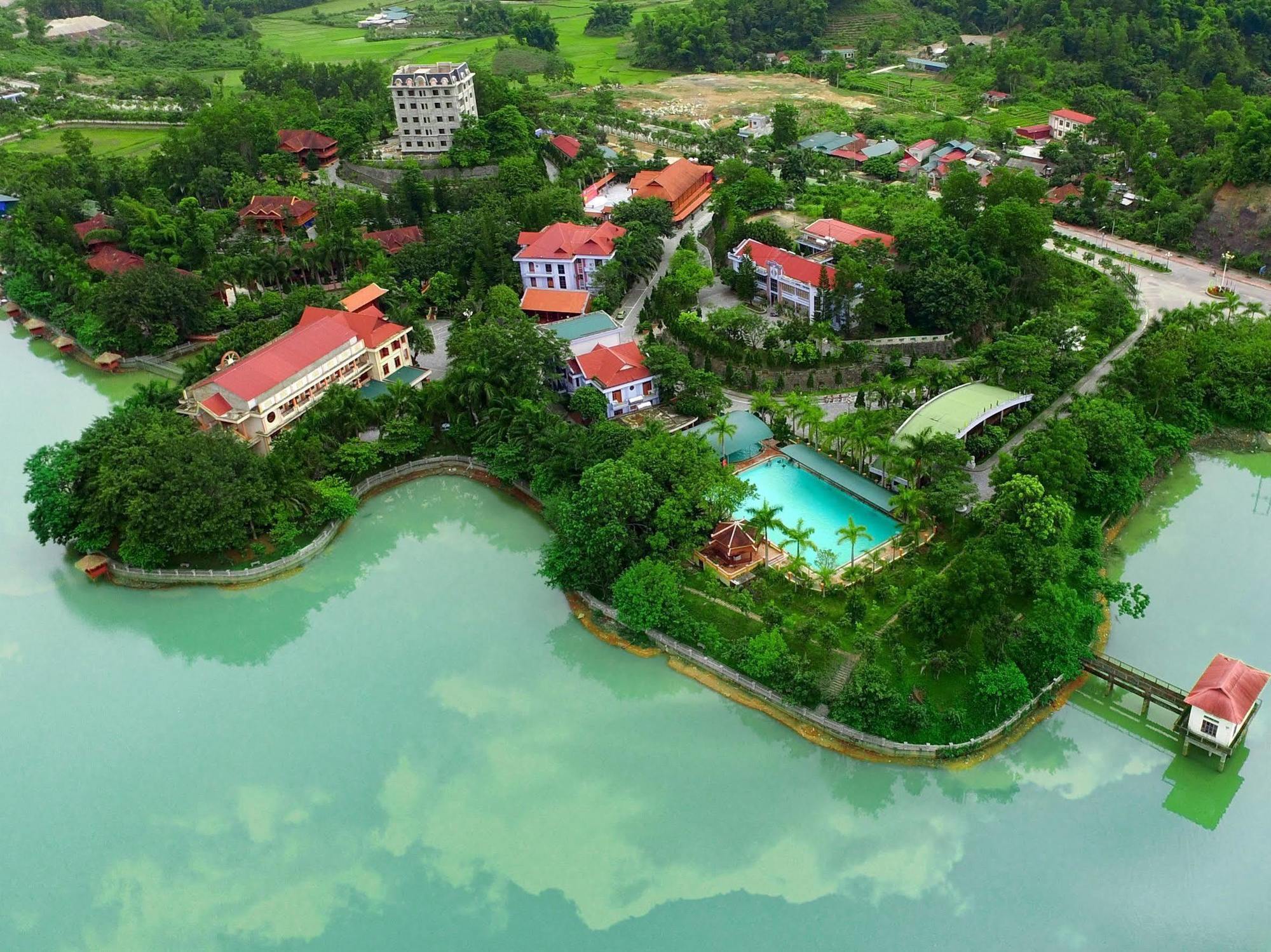 Him Lam Resort 3*
