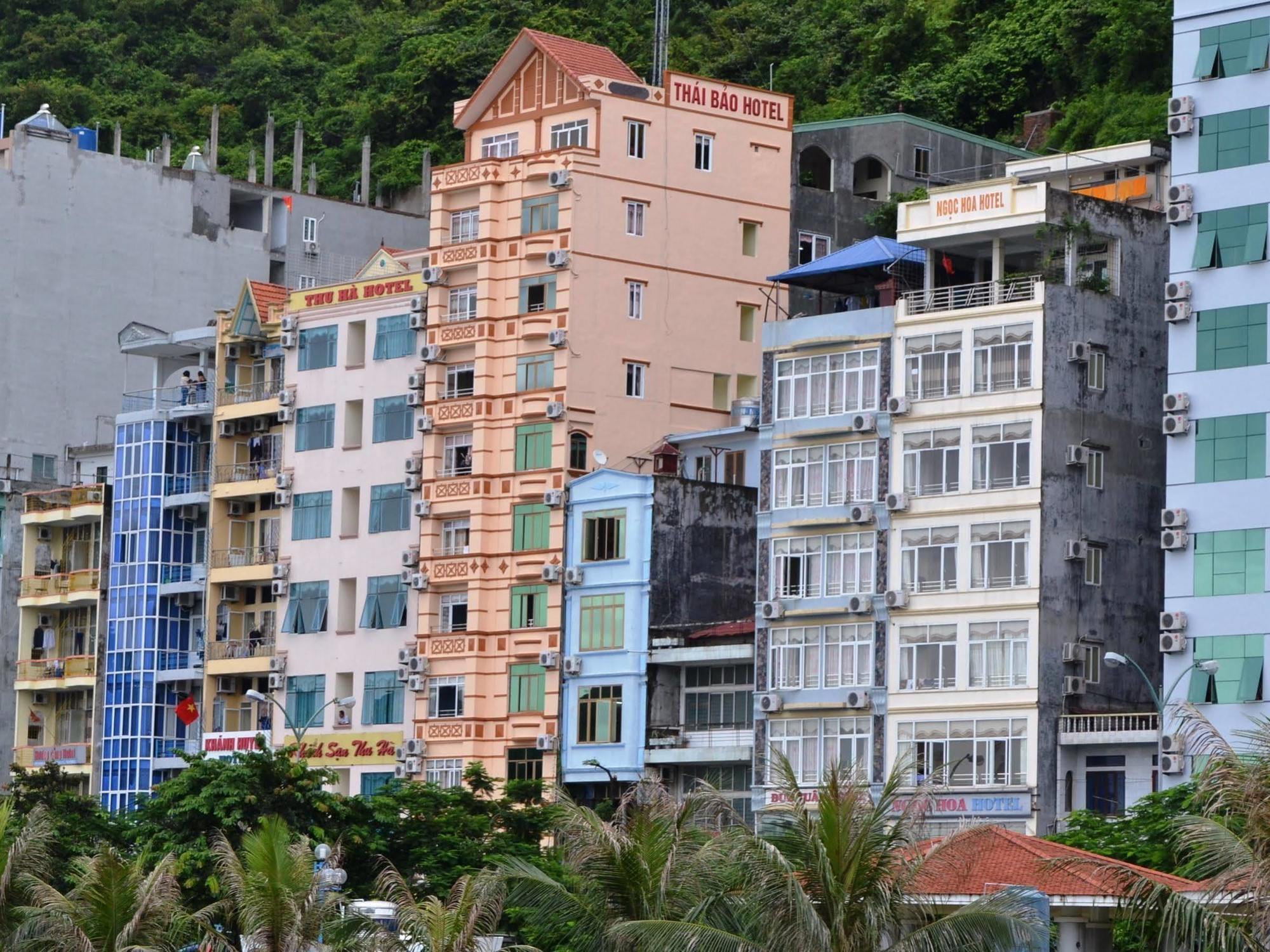 Hotel Thai Bao Cat Ba Island
